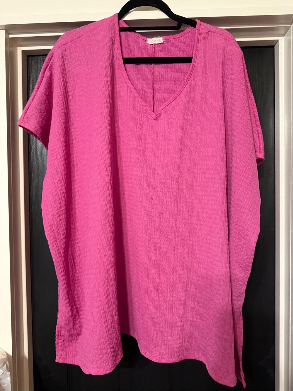 Relaxed V-Neck Tunic Top in Bright Pink